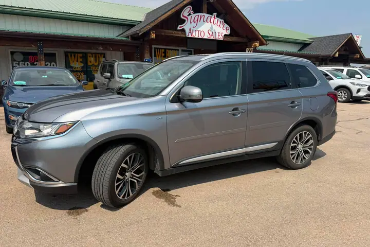 2016 Mitsubishi Outlander GT AWD on the lot at Signature Auto Sales.