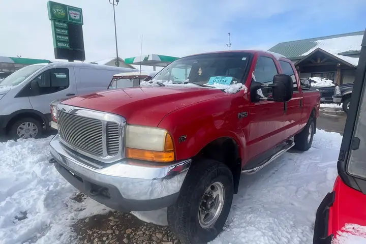 2000 Ford F250 on the lot at Signature Auto Sales.