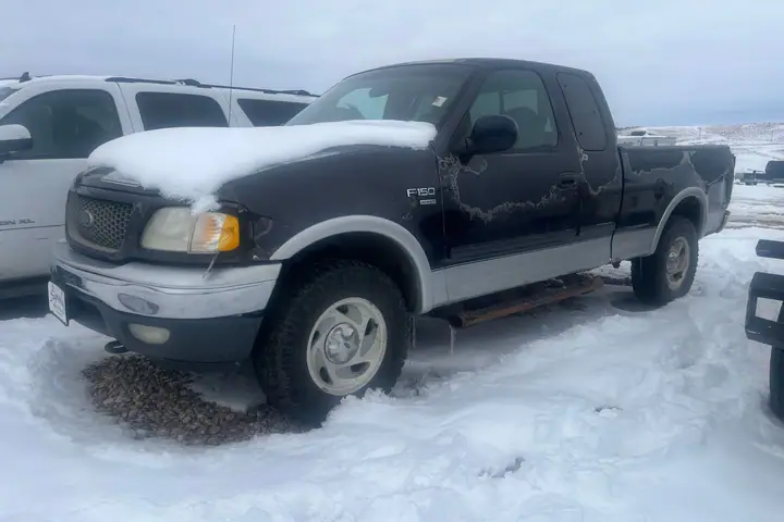 2000 Ford F150 on the lot at Signature Auto Sales.